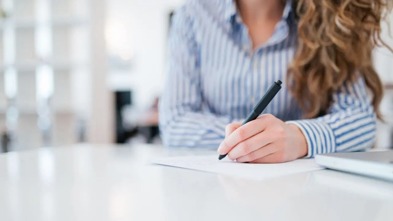 Administrative assistant resume example