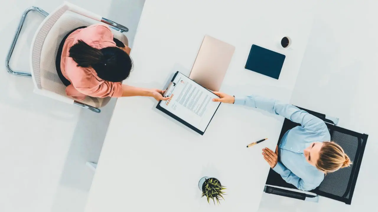 pay someone to find you job