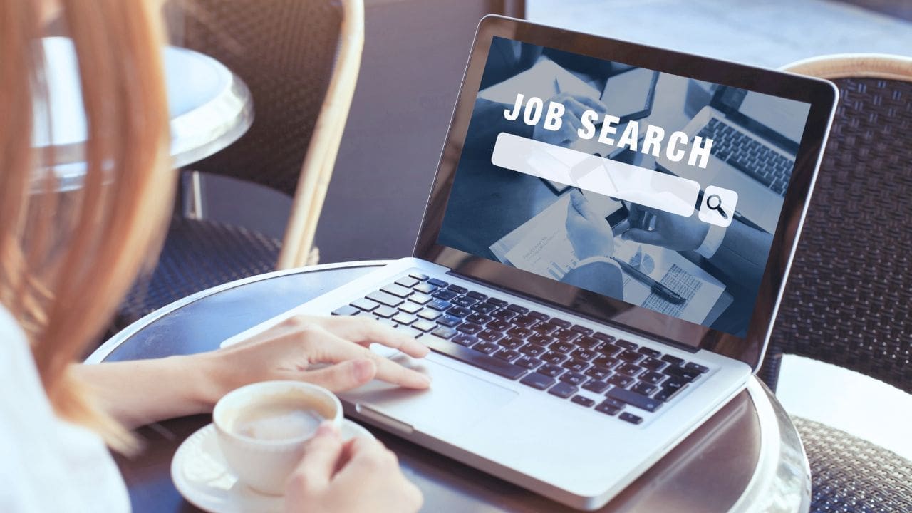 From Drafting Résumés to Acing Interviews