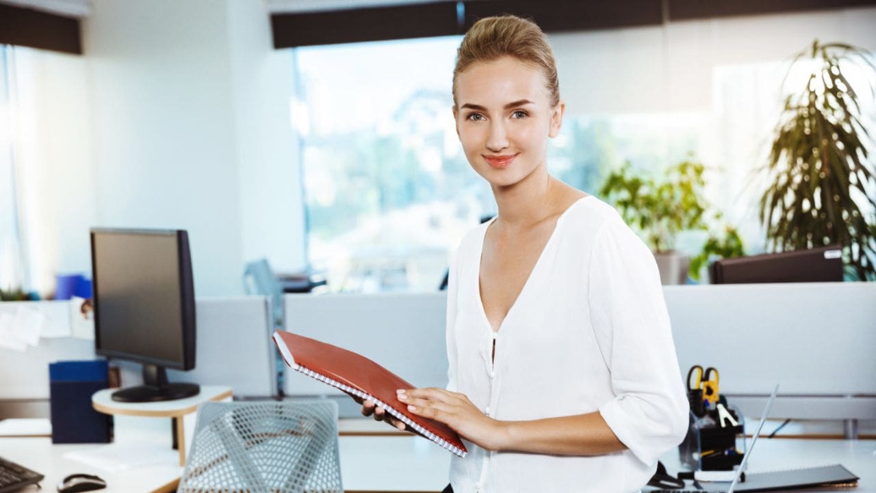 Office and Administration Resume Templates